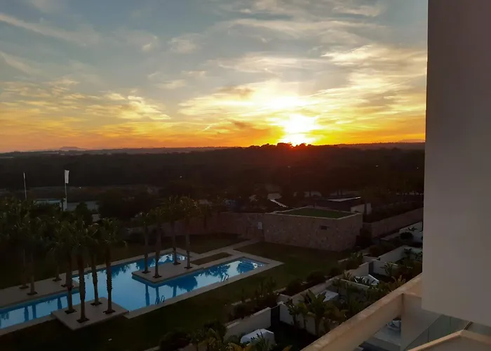 Penthouse Op Las Colinas Golf & Country Club Hinojo 1